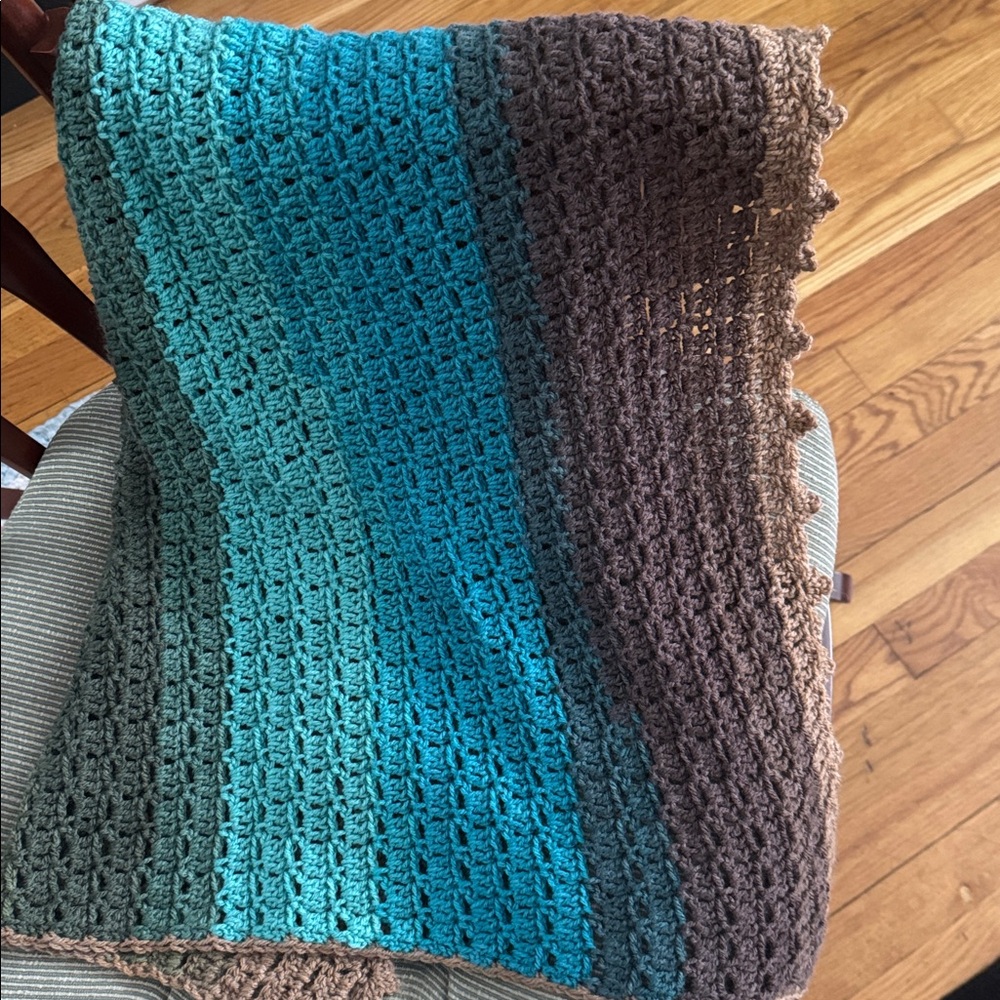 Hand Crocheted Blanket / Baby Blanket / Lap Blanket